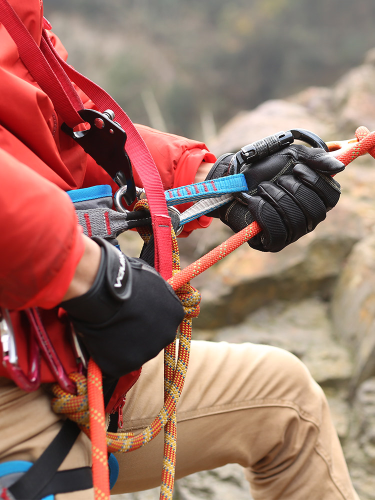 Guanti da esterno Downhill Tro - Outdoor Sport Gloves recensione e prezzo